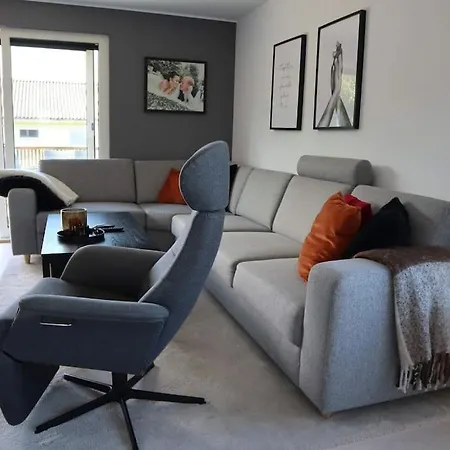 Sentral Og Moderne Leilighet Appartement *