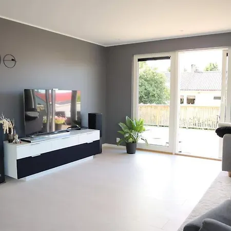 Sentral Og Moderne Leilighet Appartement